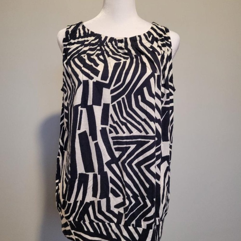 Loft Outlet Navy and White Sleeveless Blouse